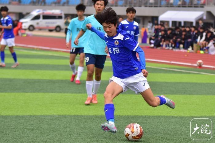 乐鱼体育在线-一场足球赛“踢”出20万消费